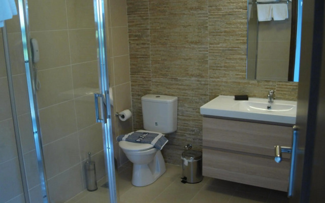Triton Hotel