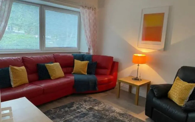 Location, Location - Modern 2 Bed Apt in Killarney