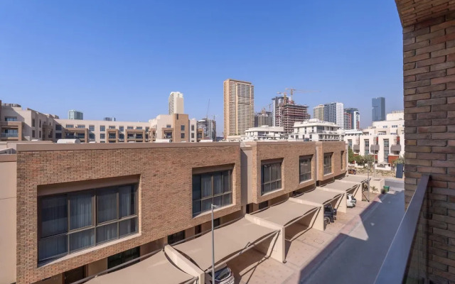 A Fantastic 1 Bed Flat Located in JVC