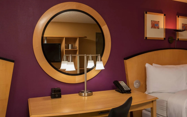 Pier 5 Hotel Baltimore