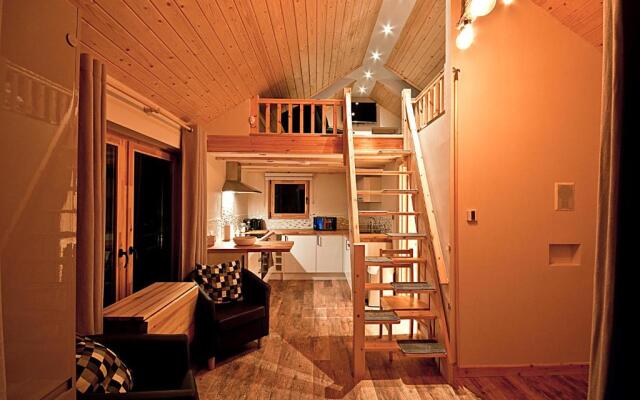 Alum Chine log Cabin