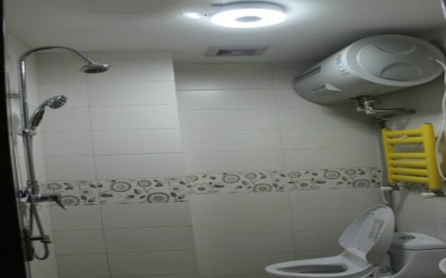Qingdao May Flower Apartment
