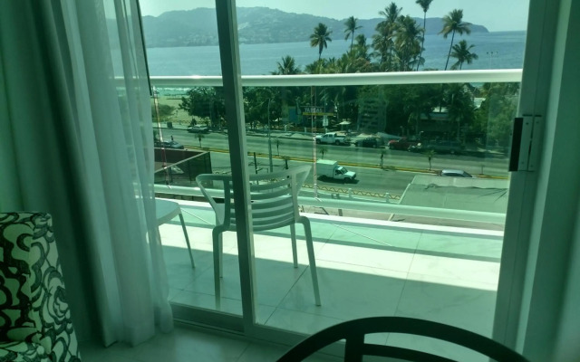 We Hotel Acapulco
