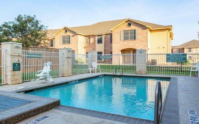 Red Roof Inn & Suites Midland