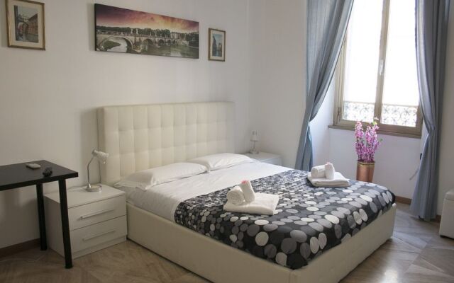 Leone Guesthouse