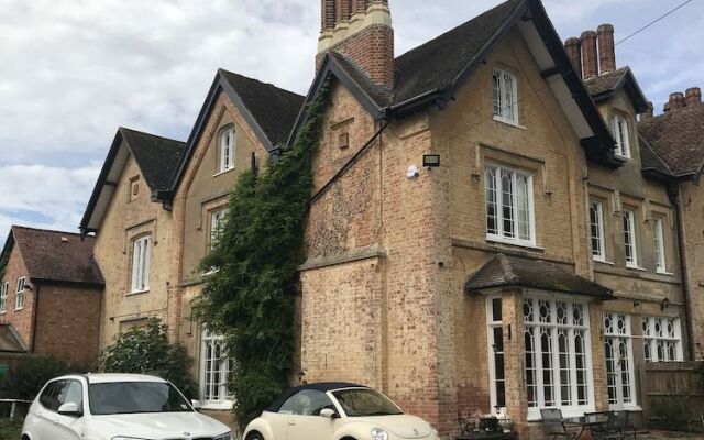 Victoria Spa Lodge