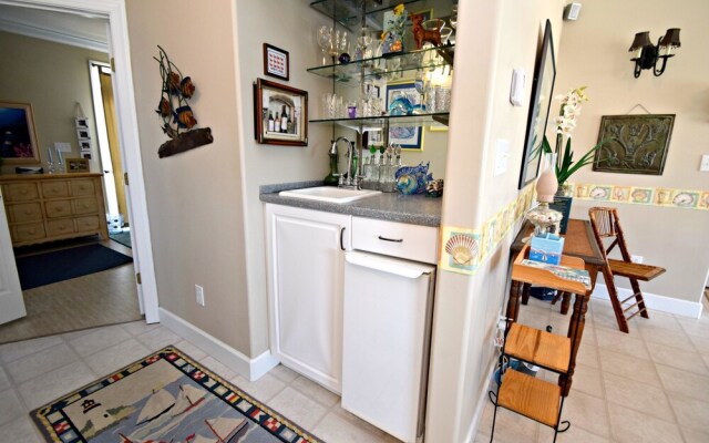 Skipper House by RedAwning