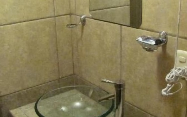 Seven Mapi Hotel