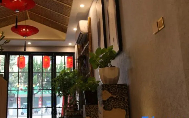 Tianzhu Mountain Tongfu Inn