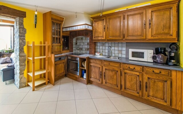 Modern Cottage in Rochefort with Private Garden