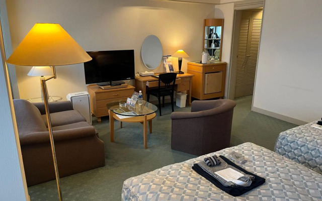 Jasmac Plaza Hotel