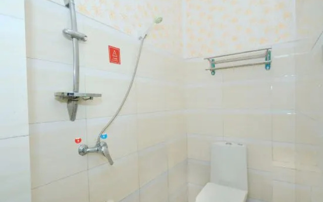 Guilin yiran Hotel (Weizhou Park Branch)