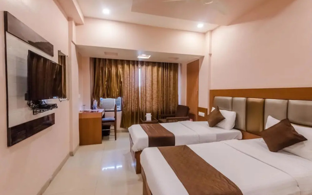 Hotel Sarovar Grand By OYO Rooms