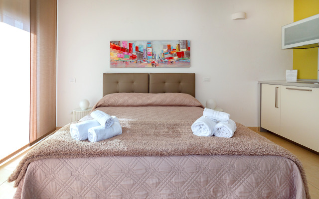 Zeus Residence Hotel