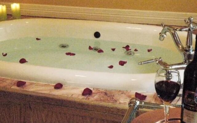 Alps Boulder Canyon Inn