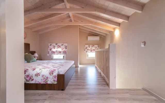 Pagona House