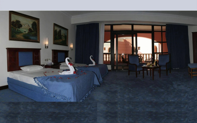 Golden 5 Diamond Beach