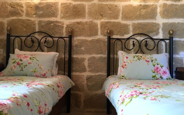 Ellie Boo Bed & Breakfast