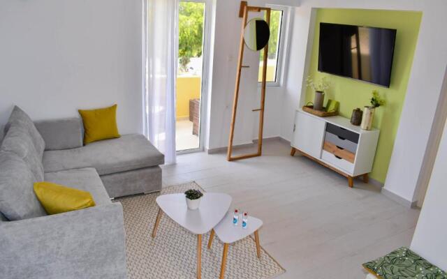 2 Bedroom Apartment Lambisea
