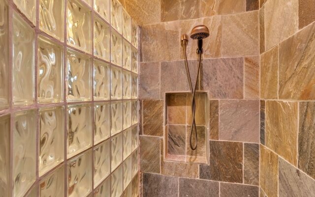 The Sandcastle 4 Bedroom Home by RedAwning