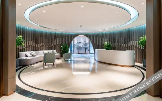 Xiangyang Minfa Ruiji Hotel