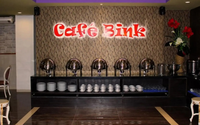 Grand Batik Inn