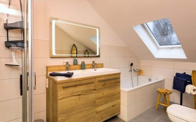 Dreamtime Modern Retreat