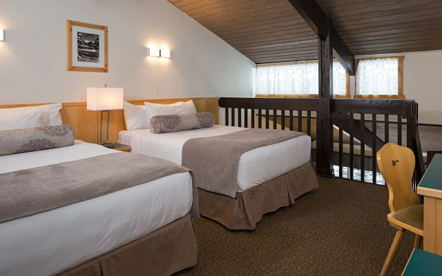 Rocky Mountain Ski Lodge