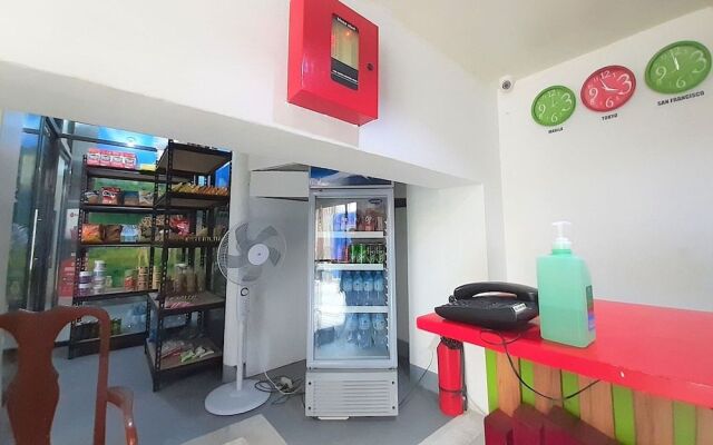 OYO 442 ipark Hotel