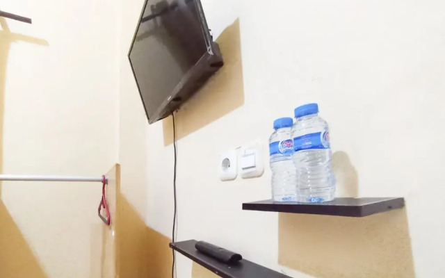 Ariska Room near Alun Alun Jombang RedPartner