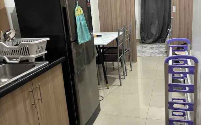 Peaceful Pasay Getaway - Private Studio With Pool