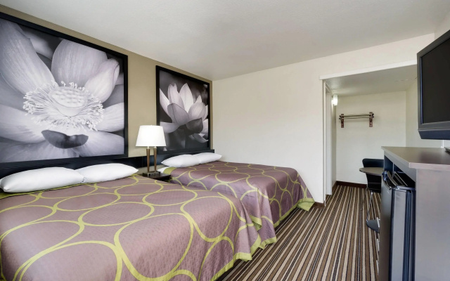 Super 8 by Wyndham Florence