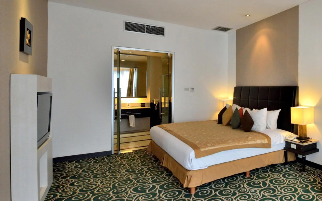 Golden Flower Hotel Bandung