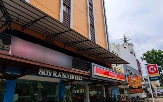 Sovrano Hotel