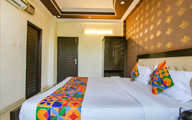 Fabhotel City Palace