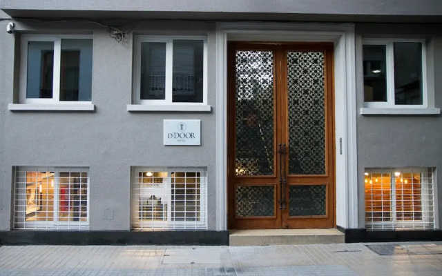 D'Door Hotel
