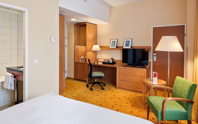 Отель Quality Hotel Vienna