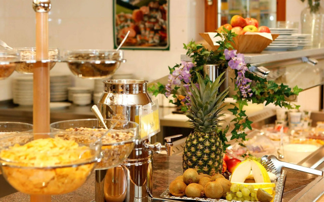Airport-Hotel Fortuna