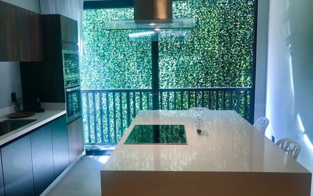 IT Condo by Realty Group