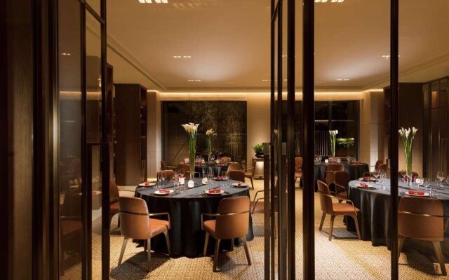 Joyze Hotel Xiamen, Curio Collection by Hilton