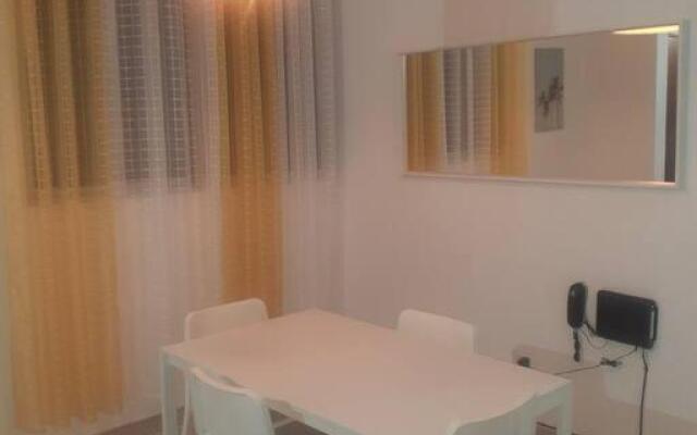 1er piso, 3 Habitaciones, parqueo privado, Wifi, netflix