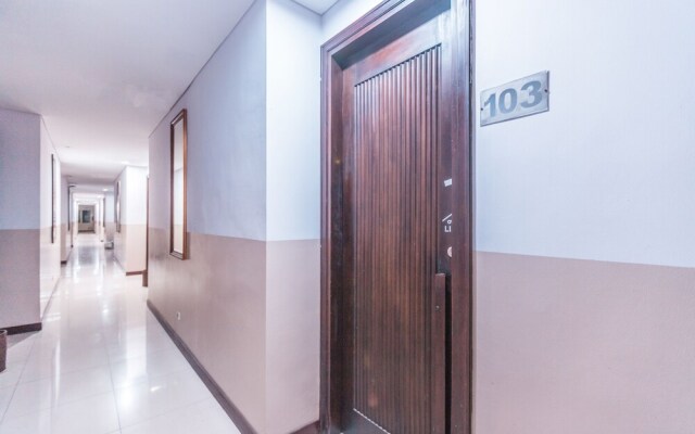 W Residence by OYO Rooms