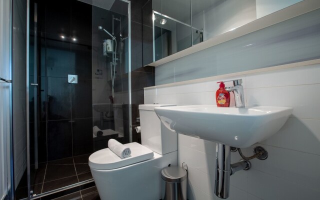 107light Filled Cozy Apt in the Heart of St Kilda