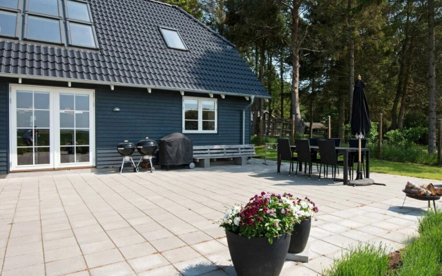 10 Person Holiday Home in Glesborg