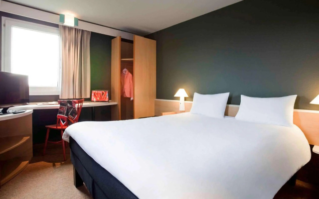 Ibis Provins