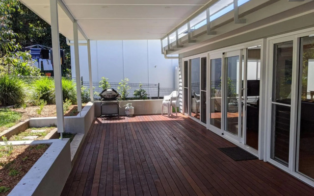 Seagrass Beach House at Hyams 4pm Check Out Sundays