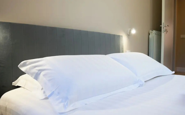 Suites 215 Colosseum - Guesthouse