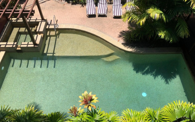 Bay Villas Resort
