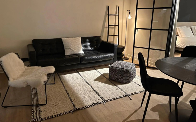 Unique luxury apartment with cosy garden!