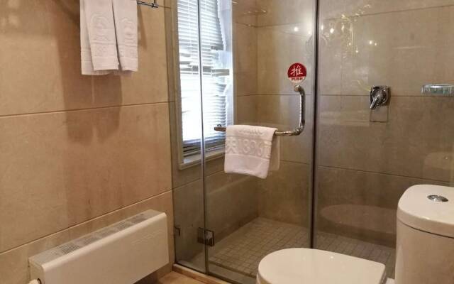 Dalian Railway 1896 Garden Hotel